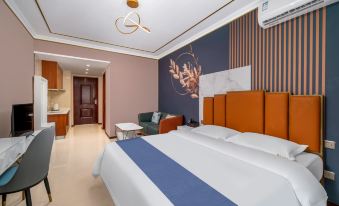 Yashang Select Apartment (Enping Quanlin Gold Town Store)