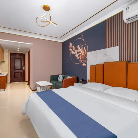 Yashang Select Apartment (Enping Quanlin Gold Town Store)