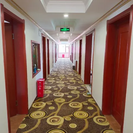 Maqu Daji Business Hotel