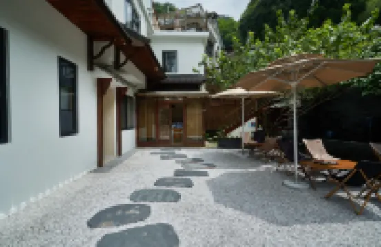 Zebao's Home Wabi-sabi Sakura Homestay โรงแรมใน