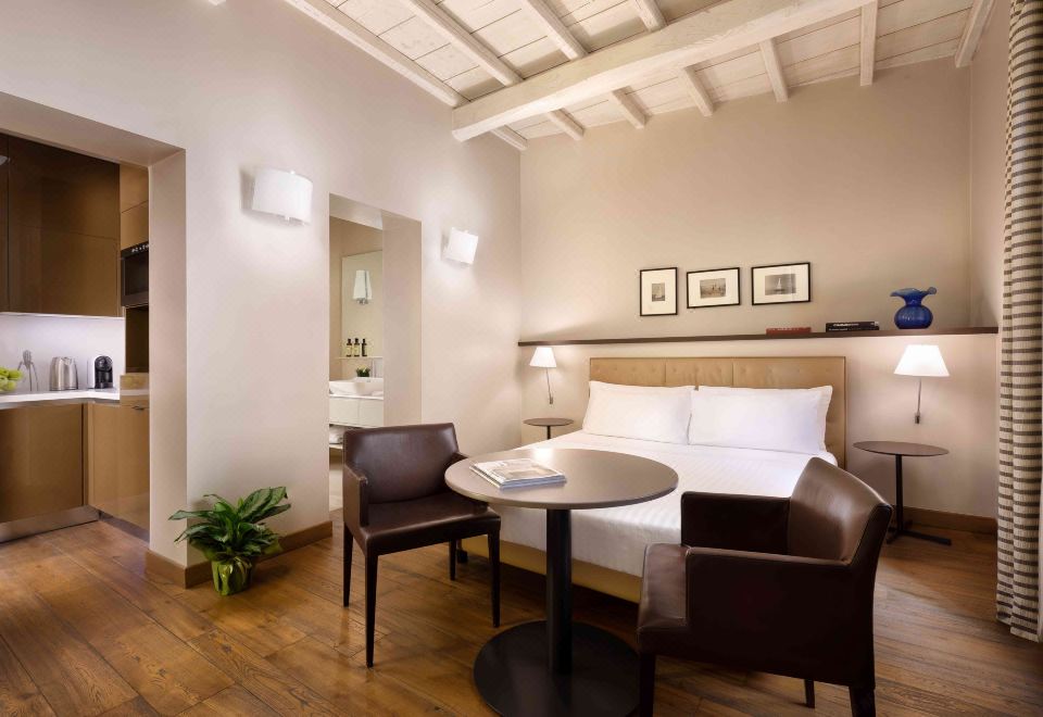 2. 팔라초 스칸데르..