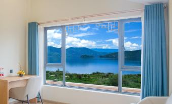 Floral Hotel·Lugu Lake Qingshe boutique hotel