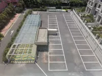 Junlai Hotel YUE - parcheggio