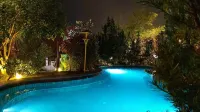 Country Garden Phoenix Hot Spring Hotel,Xianning - piscine