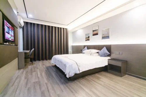 Jiangyin New Century Business Hotel - balcony