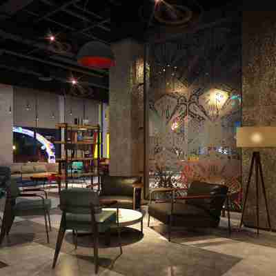 Tru by Hilton Viet Tri City Centre Dining/Meeting Rooms