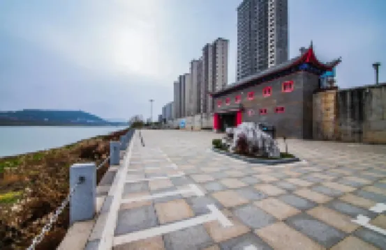 Jinshi Yaxinyuan Hotel