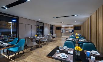 Yizhi Hotel (Guangzhou Shisanhang International Fashion City West Gate Subway Station Branch)