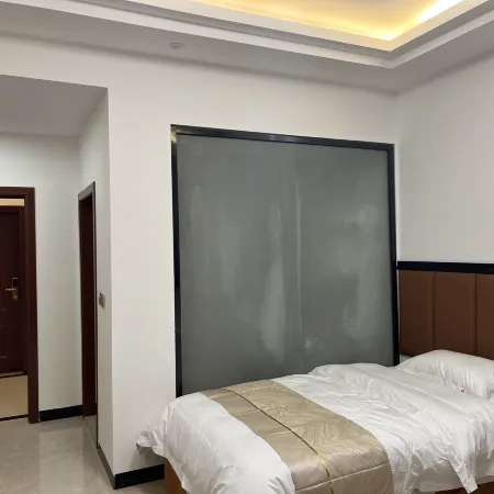 Baili Rhododendron Huayu Hotel