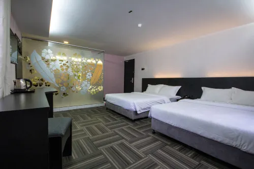 S Hotel