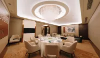 Longhui Friendship International Hotel فنادق في لونغ خوي
