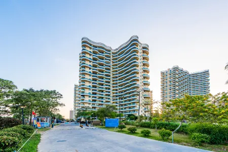 Dongshan Warm Sun Sea View Guesthouse Отели рядом с достопримечательностью «Sufeng Mountain»