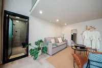 Lushan Xihaiqi Hot Spring Homestay Hotels in Yongxiu