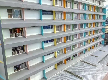 Thai Hotel Отели в г. Накхонситхаммарат