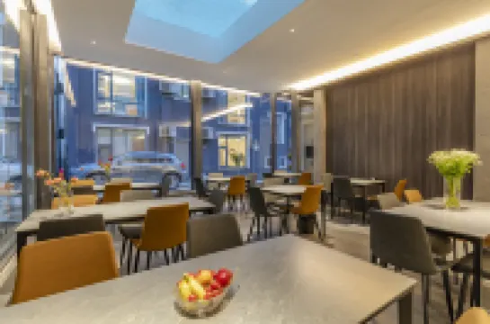 Laojun Mountain Linyin Hotel (Yunjing Cableway)