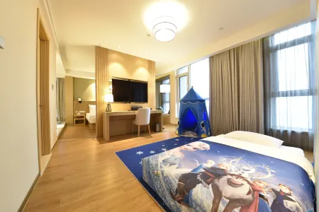 Crystal Hotel Qingdao Golden Beach