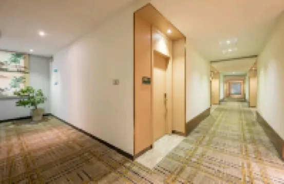 Happy Boutique Hotel (Fenghuang West Road Branch, Downtown Chuzhou)