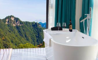 CLOUDSCAPE Homestay(A bar on rooftop view of Avatar Mountain scenery——5 mins walk to park gate)