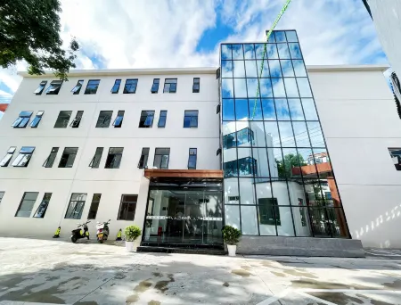 Jiahui Hotel Отели в г. Сюньву