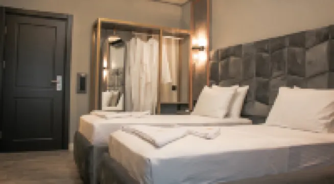 タレス・シティホテル Izmir Museum of History and Art周辺のホテル