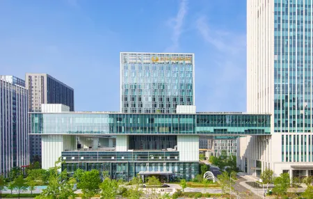 V-Continent WuHan Hotel Отели рядом с достопримечательностью «Wuhan University of Science and Technology Department of Physical Education (Maojiawan)»