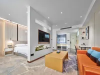 Jia Lun Hotel Отели рядом с достопримечательностью «Чжэнцзян Бай Пич сельский пассажирский автобус»