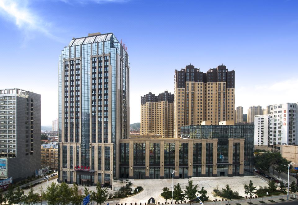 5. Yantai D..