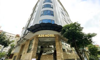 A25 Hotel - 187 Trung Kinh