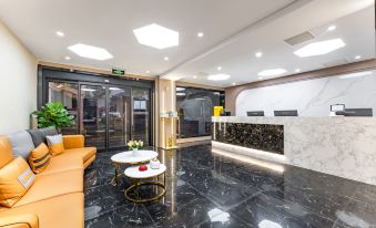 Elong ME Hotel (Zibo Badaju University of Technology)