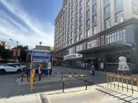 Zhenpin Hotel（Xiaoba Square Branch) - parkir