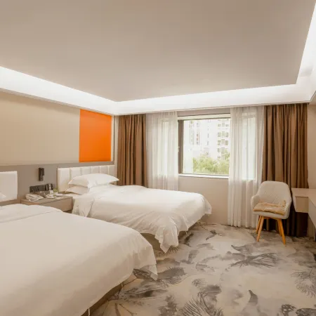Lufeng Longshan Hotel (Donghai Town Longshan Avenue)