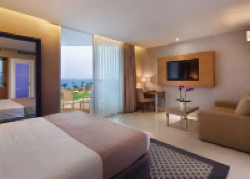 Herbert Samuel the Reef Eilat