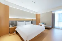 JI Hotel (Xinyangdong Railway Station) Hotels in Xinyang