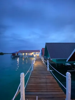 Adil Waterhouse Resort