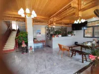 Liangye Three Person B&B