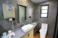 Liuba Zhuge Highlights Jiangtai Homestay - balcony