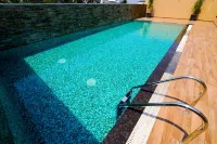 KKM INTERNATIONAL - Pools