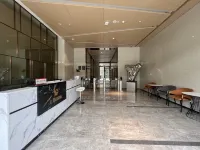 Huamanli Movie Homestay (Henan Finance and Economics Academy Jingeng Hospital)