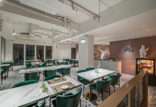 2. 오션 하우스..