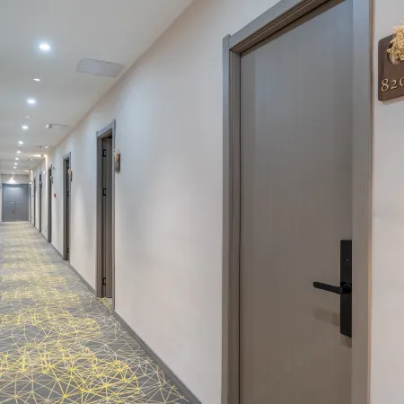 Binhai Yiju Unmanned Intelligent Beauty Hotel