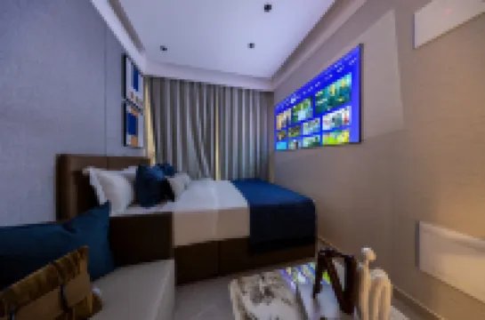 尊享·雅居（深圳福田會展中心崗廈地鐵站店）