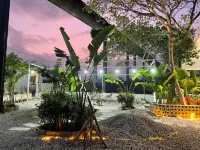 Wanning Shiqi Homestay (Wanning Shenzhou Station) Hotel a Wanning