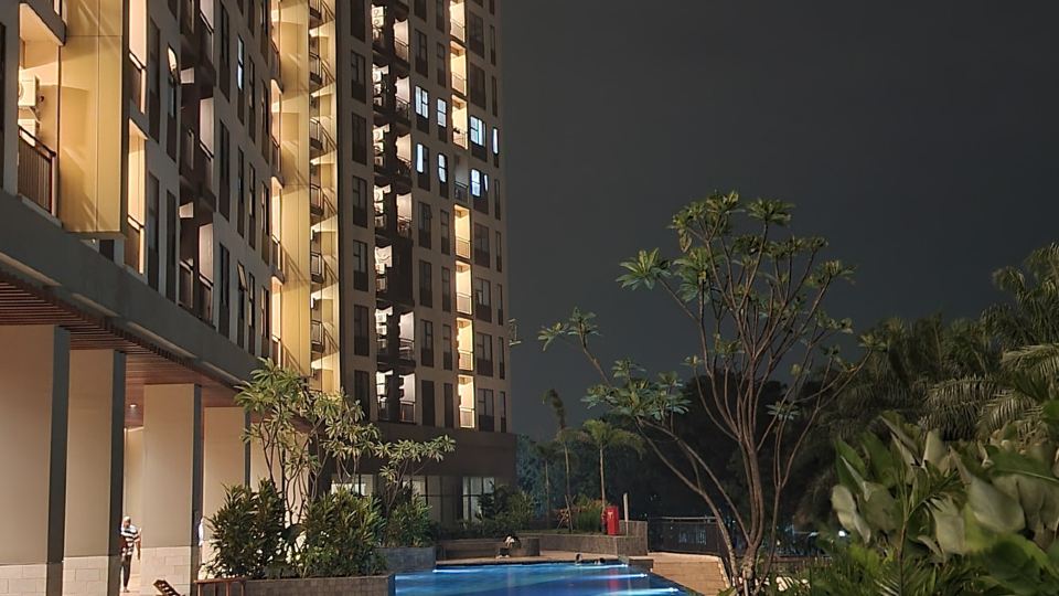 Trans Studio Apartment with Epic Mountain View