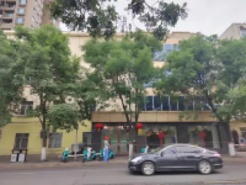 Kuang Meiyuan Hotel (Taonan West Street) Hoteles en Distrito de Kuangqu