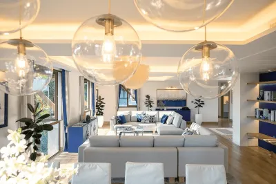 Phuket Seaview with Pool and Rooftop 4 Bedroom Skyvilla Отели рядом с достопримечательностью «Supalai Lagoon Condo»