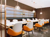 日照璞悅致雅海景酒店（日照萬平口景區萬達廣場店）