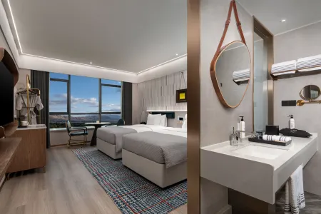 Wanda Moments, Taxkorgan Pamir