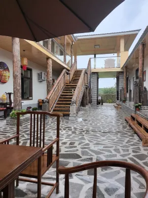 Lake Jingpo Deshe Homestay