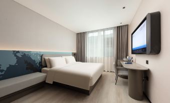 Atour Light Hotel Wuhan Wuchang Riverbank Road