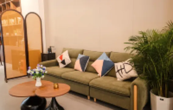 Qianshan  Homestay(Nanyue  Daimiao  store)